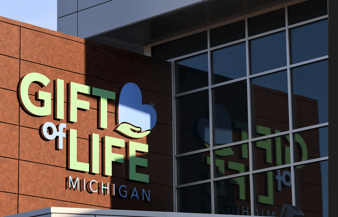 Gift of Life logo above the main entrance of the office.