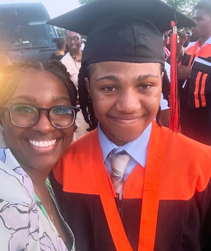 Liver recipient Alex and his mom, Tanisha, at his high school graduation.