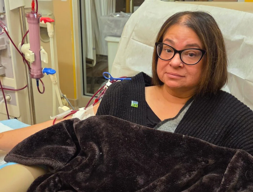 Melanie Knoll on dialysis